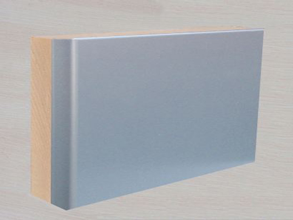 铝质保温装饰一体板